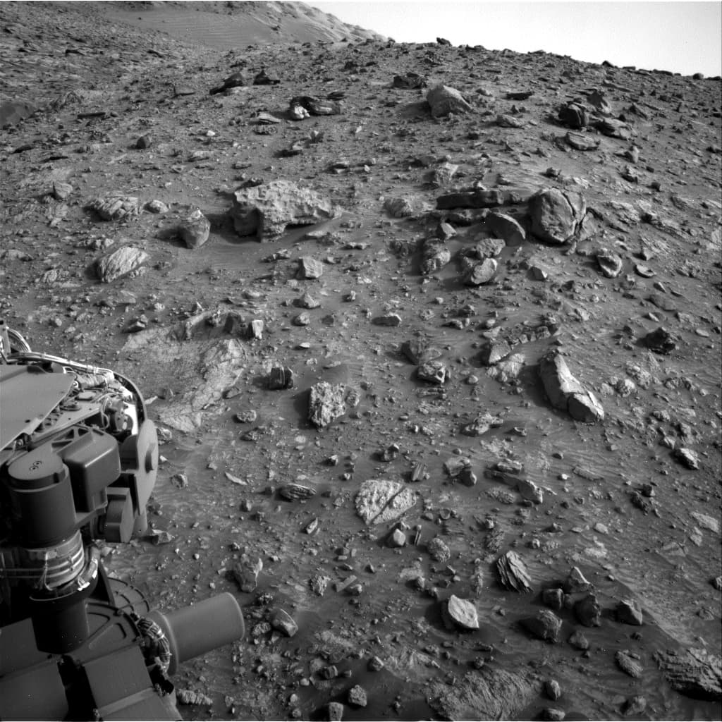 Sols 4171-4172: Scoot Over!