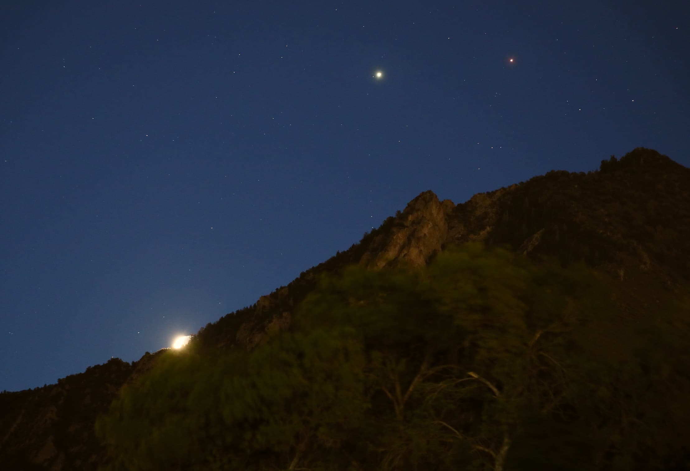 What’s Up: June 2025 Skywatching Tips from NASA