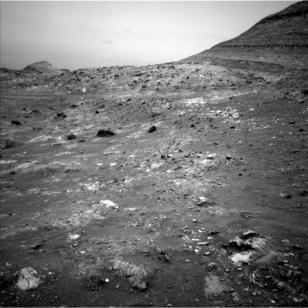 Sols 4307-4308: Bright Rocks Catch Our Eyes
