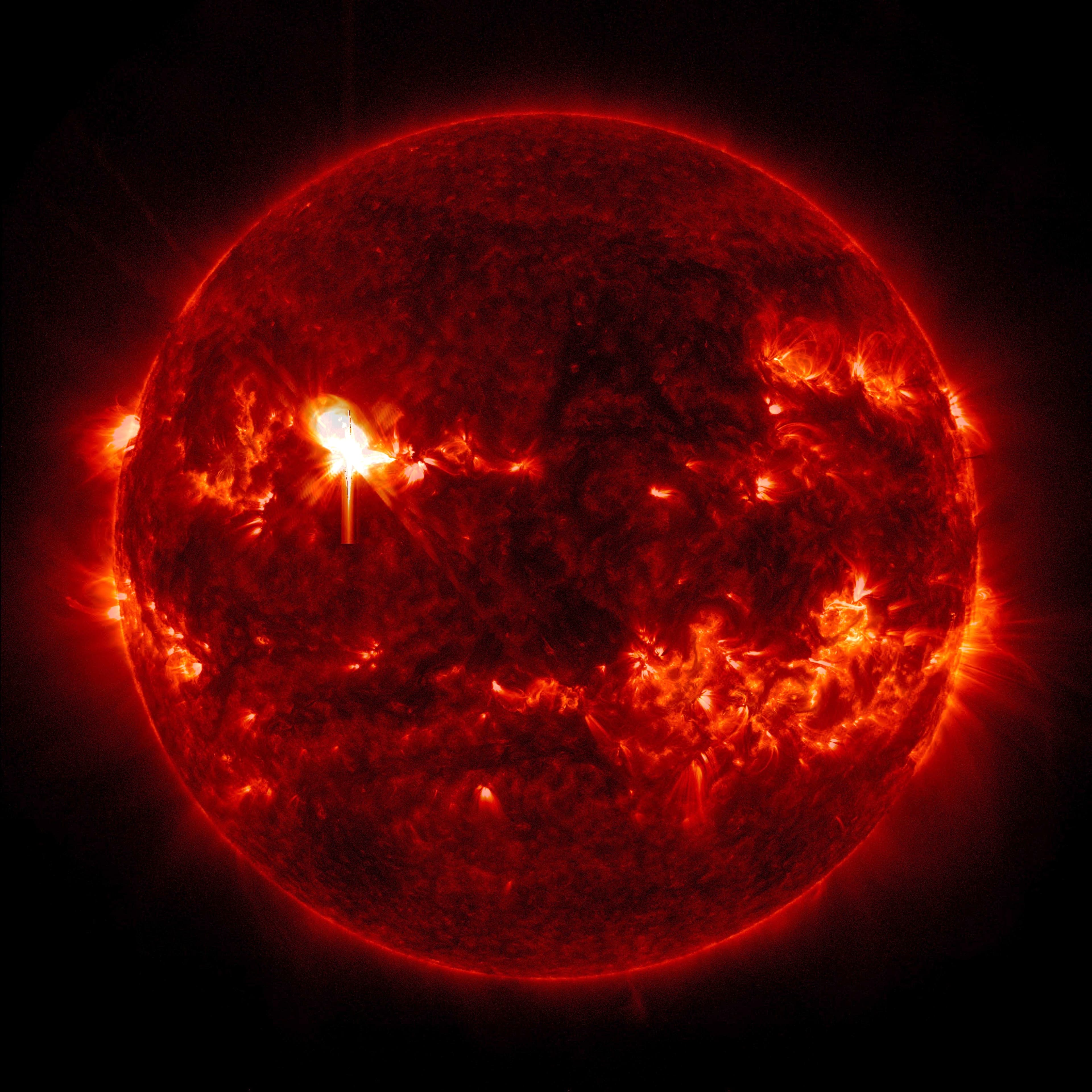 Sun Releases Strong Solar Flare